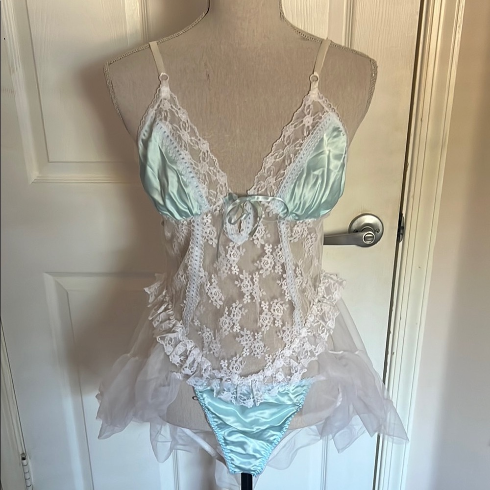 Vintage Alana Gale Satin Lace Baby Doll Panty Lingerie Set
